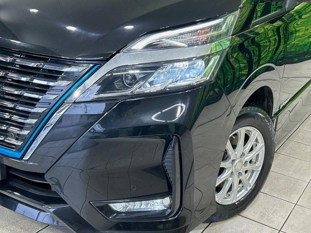 �yLED�w�b�h���C�g�z���V����ԑ��s�����ǍD�Ȏ��E���m�ۂ����S���ĉ^�]�ł��鍂�P�xLED�w�b�h���C�g�𑕔�!�_�����x�������A����d�͂��}�����Ă��܂��B