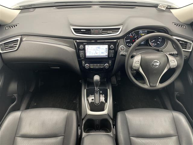 エクストレイル2.0 20Xt エマージェンシーブレーキパッケージ