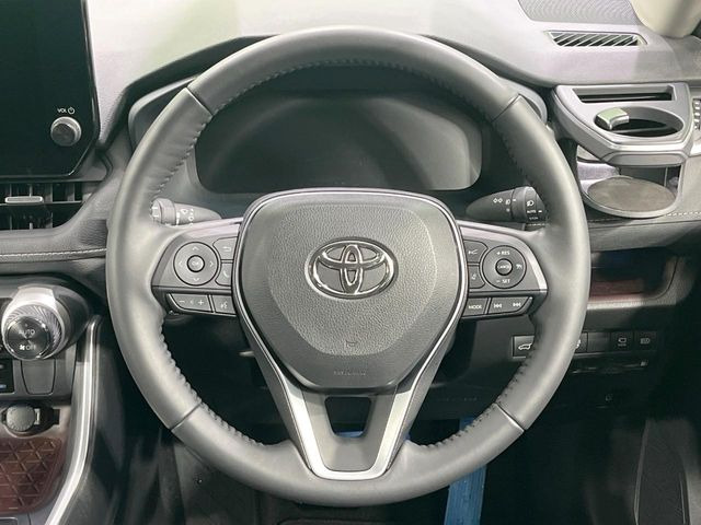 �y�����v�����X�e�A�����O�z�㎿�Ȋv���g�p���邱�ƂŁA��ɂ����������݂ƂĂ��^�]���₷���n���h���ł���