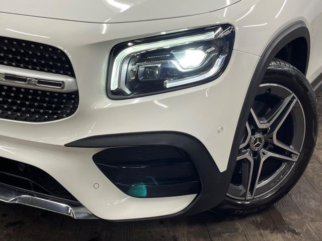 ��LED�w�b�h���C�g:��ԑ��s�����ǍD�Ȏ��E���m�ۂ����S���ĉ^�]�ł��鍂�P�xLED�w�b�h���C�g�𑕔�!�_�����x�������A����d�͂��}�����Ă��܂��B