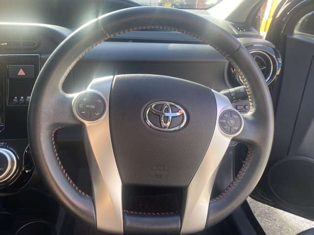 アクア1.5 X-URBAN ソリッド