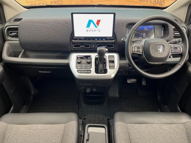 フリード1.5 e:HEV エアー EX