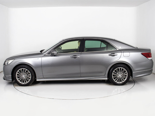 お探しの方必見!大人気のオプション装備17インチアルミスーパークロームメタリックII!