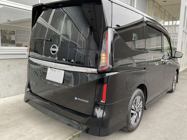 セレナ1.4 e-POWER ハイウェイスターV