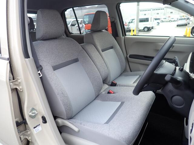 �t�����g�V�[�g�A��ԗǍD�ň��S�ł��B�傫�ȉ�����Ȃ����S�ł�