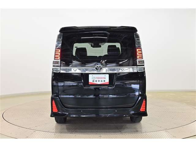 ヴォクシー2.0 ZS 煌III