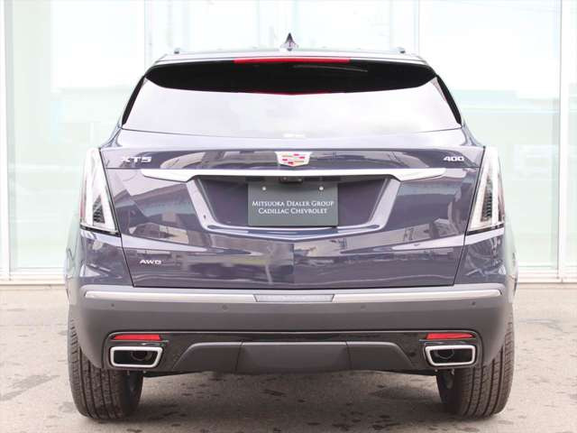 XT5ミッドナイトスカイ エディション 4WD