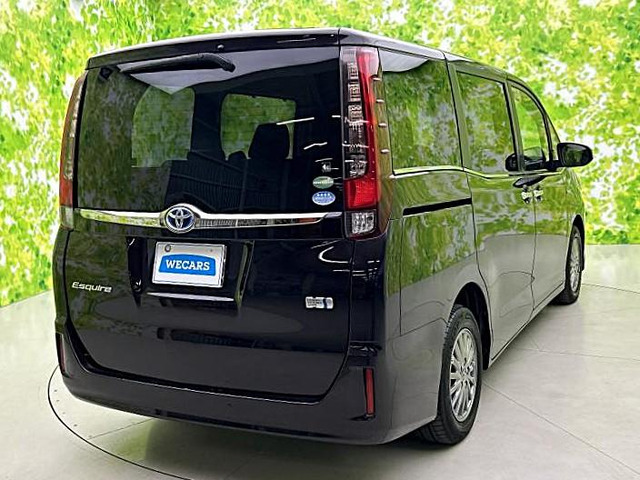 エスクァイアハイブリッド1.8 Gi ブラックテーラード