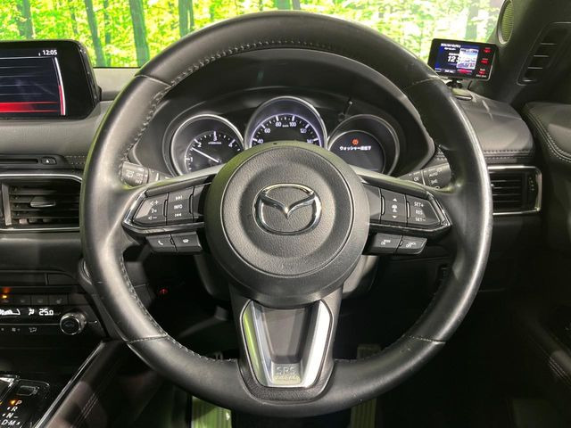 �y�����v�����X�e�A�����O�z�㎿�Ȋv���g�p���邱�ƂŁA��ɂ����������݂ƂĂ��^�]���₷���n���h���ł���