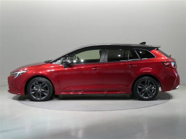 カローラツーリング1.8 ハイブリッド W×B