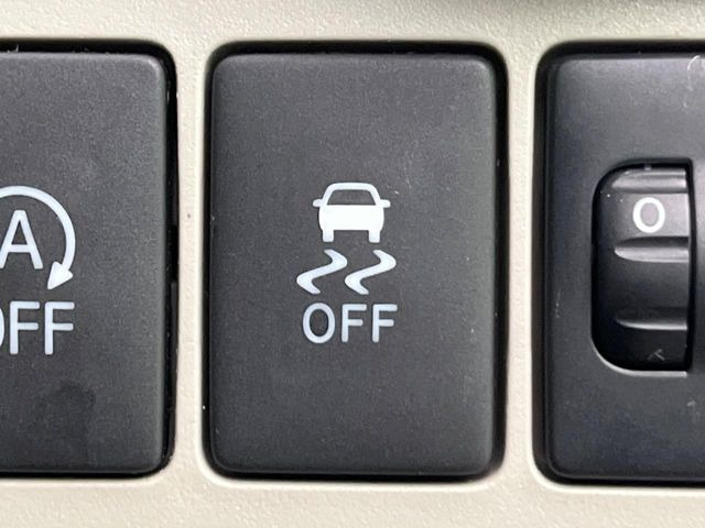 �y������h�~���u�z�ԗ��̉���������m����ƁA�����I�Ɏԗ��̐i�s������ۂ悤�Ɏԗ��𐧌䂵�܂��B�J�̓��ȂǊ���₷���H�ʏ󋵂ł����S�ȉ^�]���\�ł��B