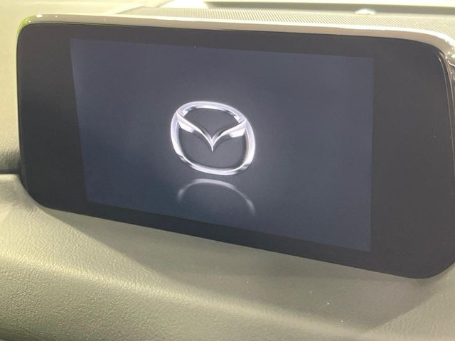 �y�}�c�_�R�l�N�g�i�r�z�ԓ��̕��͋C�Ƀ}�b�`������̌^�^�C�v�̃i�r�B�e����q�ݒ��Bluetooth�Đ����A�l�X�ȋ@�\���y���߂܂��B�����I�ȃ_�C�������삪�\�ŁA�g��������ǍD�ł��B