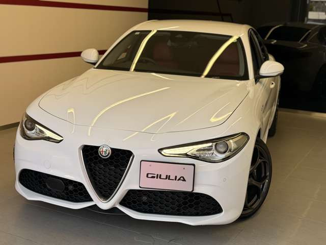 ジュリア2.0 ターボ ヴェローチェ