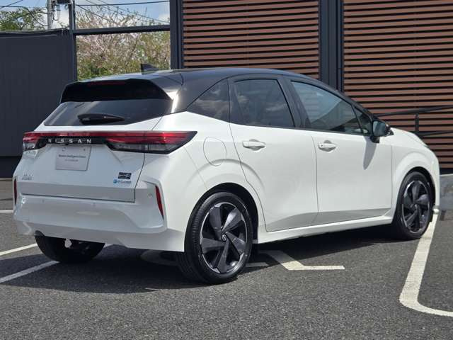 ノートオーラ1.2 G レザーエディション