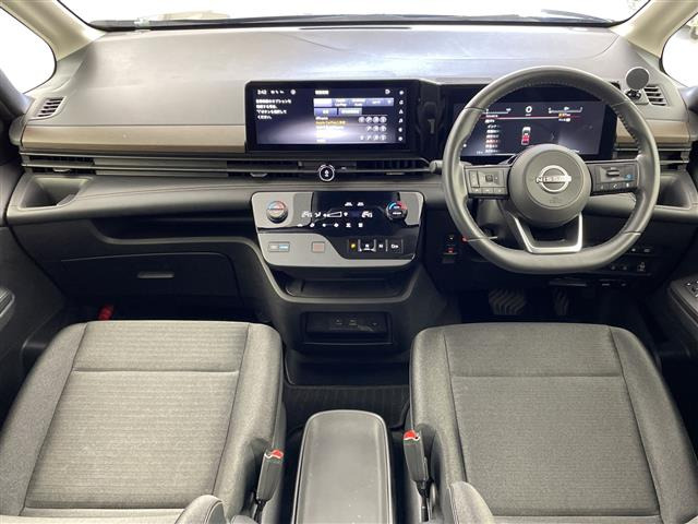 セレナ1.4 e-POWER ハイウェイスターV