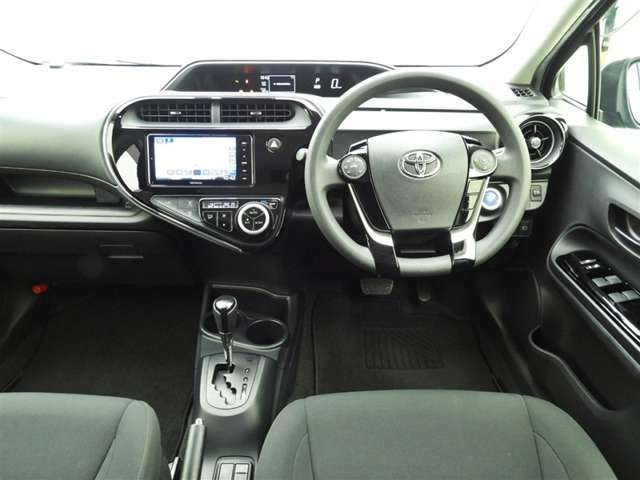 アクア1.5 S スタイルブラック