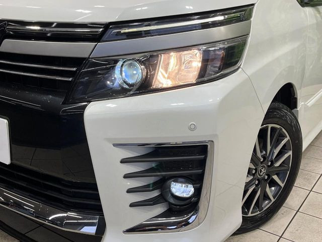 �yLED�w�b�h���C�g�z���V����ԑ��s�����ǍD�Ȏ��E���m�ۂ����S���ĉ^�]�ł��鍂�P�xLED�w�b�h���C�g�𑕔�!�_�����x�������A����d�͂��}�����Ă��܂��B