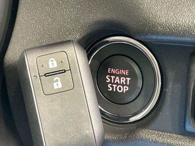 �y�L�[���X�X�^�[�g�V�X�e���z�J�o����|�P�b�g�ɓ��ꂽ�܂܂ł��h�A�̎{���E�������\�ȃX�}�[�g�L�[�𑕔��B�G���W���̃I���E�I�t�����J�M�����o���K�v����������Ƃ��Ă��֗��ł���