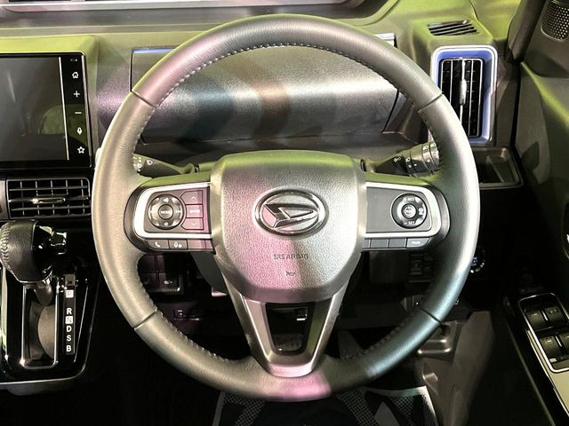 �y�����v�����X�e�A�����O�z�㎿�Ȋv���g�p���邱�ƂŁA��ɂ����������݂ƂĂ��^�]���₷���n���h���ł���