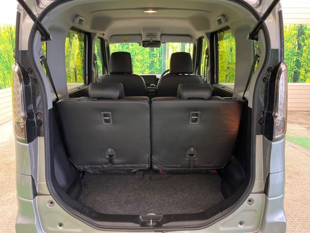 ���i�̂���������ʋ΁A���}���ɏ\���ȉ׎��X�y�[�X���m�ۂ��Ă���܂��B�Z�J���h�V�[�g��|���ƁA�傫�ȉו��̐ύڂ��\�ł���