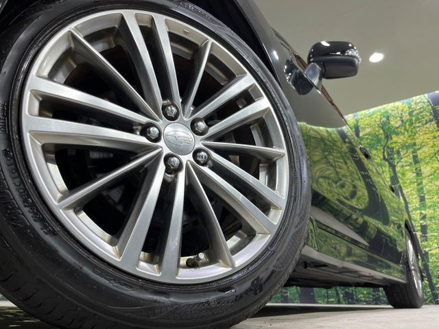 �y17�C���`�A���~�z�C�[���z�O�ςɃ}�b�`�����A���~�z�C�[���𑕒����Ă���܂��B�e��A���~�z�C�[����A�X�^�b�h���X�^�C�����戵�����Ă���܂��B���񂲑��k����������