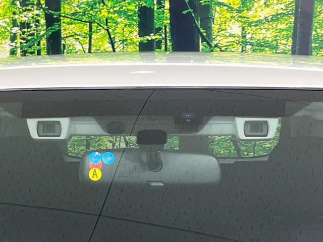 �y�A�C�T�C�gVer3�z�O���̎ԗ��������m���A�Փ˂������Ȏ��͌x��Œ��ӂ𑣂��A�u���[�L�𓥂ޗ͂��T�|�[�g�B�u���[�L�𓥂߂Ȃ������ꍇ�͏Փ˔�Q�y���u���[�L���쓮�A�Փˉ�����T�|�[�g���܂��B