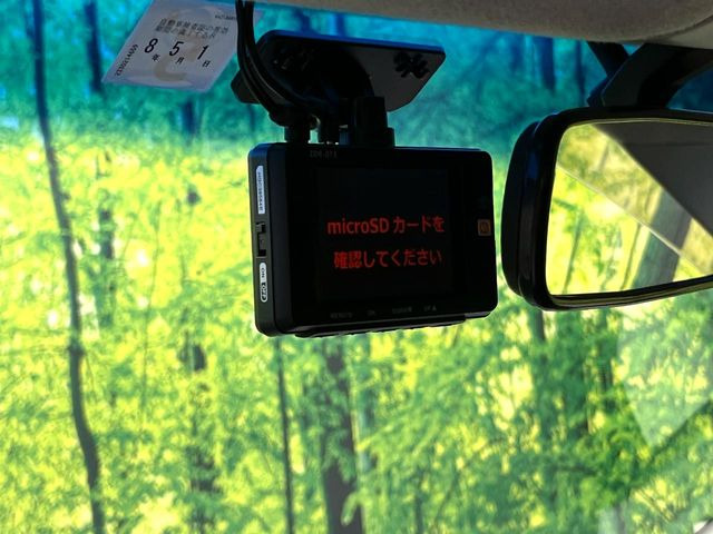 �y�h���C�u���R�[�_�[�z�h���C�u���R�[�_�[����!���s���͂������A������^�]�⎖�̂ɑ��������ہA�f���ŋL�^���A����̃��X�N�ɔ����܂��B���L�^�pSD�J�[�h�͂��q�l�����g�ł��������������K�v������܂��B