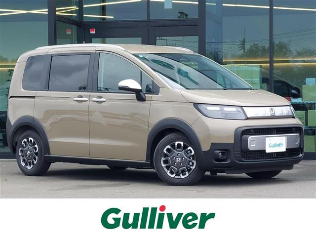 フリード1.5 e:HEV クロスター