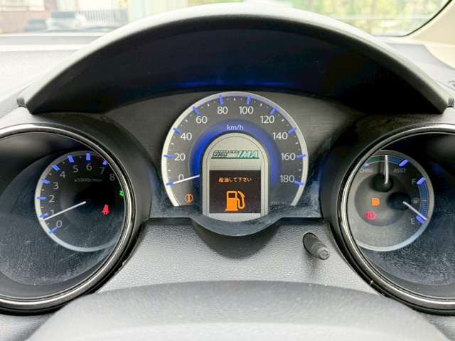 �C�ɂȂ邨�Ԃ�����܂�����E�̓d�b�ԍ����璼�ڂ��X�ɂ��₢���킹���������B�x�����@����ԗ����A��Ԃ܂łȂ�ł������������Ē����܂��B�X�^�b�t�ꓯ���A�����҂����Ă���܂��B