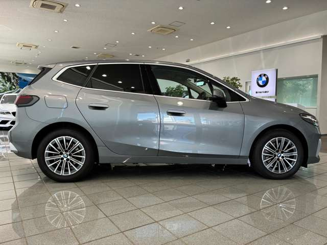 2シリーズアクティブツアラー218d