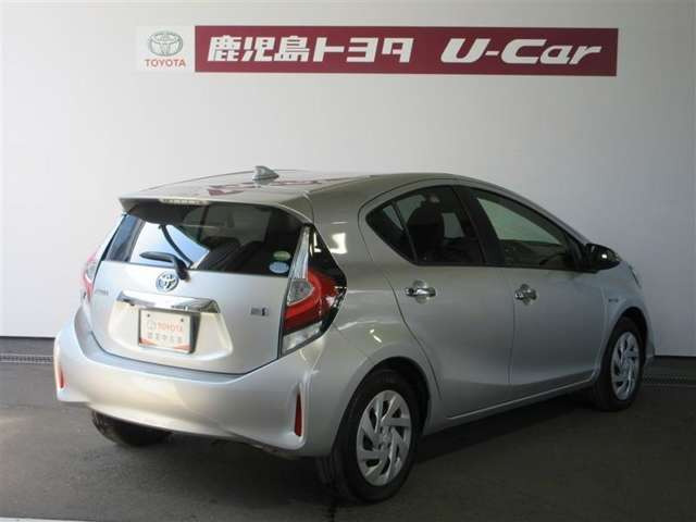 アクア1.5 S スタイルブラック