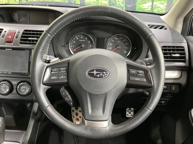 �y�����v�����X�e�A�����O�z�㎿�Ȋv���g�p���邱�ƂŁA��ɂ����������݂ƂĂ��^�]���₷���n���h���ł���