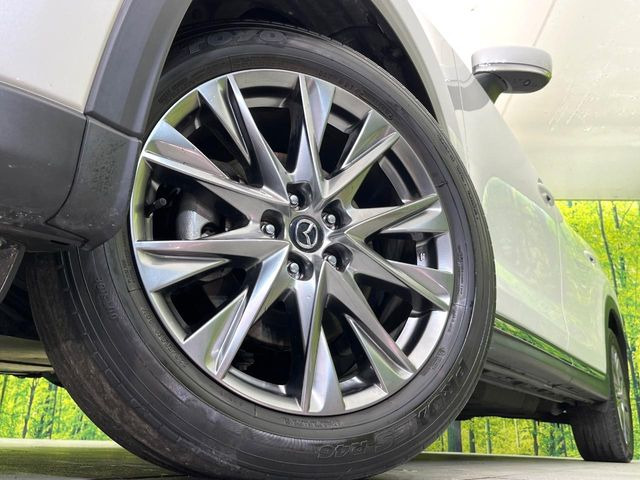 �y����19�C���`�A���~�z�C�[���z�O�ςɃ}�b�`���������A���~�z�C�[���𑕒����Ă���܂��B�e��ЊO�A���~�z�C�[����A�X�^�b�h���X�^�C�����戵�����Ă���܂��B���񂲑��k����������