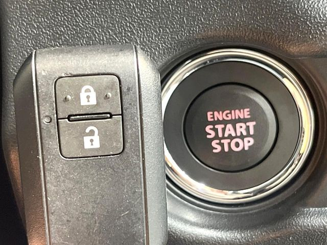 �y�L�[���X�X�^�[�g�V�X�e���z�J�o����|�P�b�g�ɓ��ꂽ�܂܂ł��h�A�̎{���E�������\�ȃX�}�[�g�L�[�𑕔��B�G���W���̃I���E�I�t�����J�M�����o���K�v����������Ƃ��Ă��֗��ł���