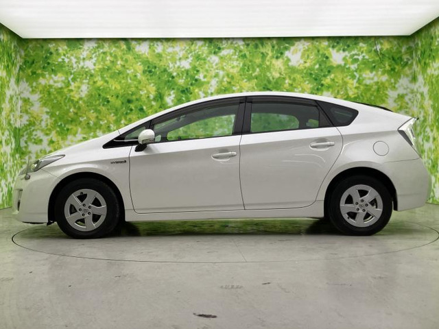 プリウス1.8 S LEDエディション