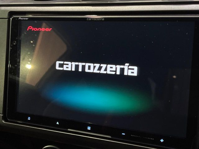 �y�i�r�Q�[�V�����z�ړI�n�܂ł�������ē����Ă����g���₷���i�r�BBluetooth�ڑ�����΂������̃X�}�z��MP3�v���C���[�̉��y���Đ��\!�����̉^�]������Ɋy�����Ȃ�܂�!!