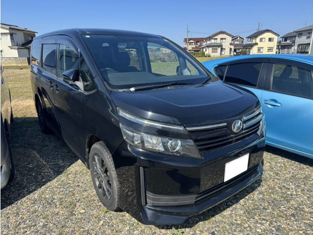 ヴォクシー2.0 X Cパッケージ 4WD