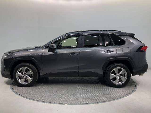 RAV42.5 ハイブリッド G E-Four 4WD