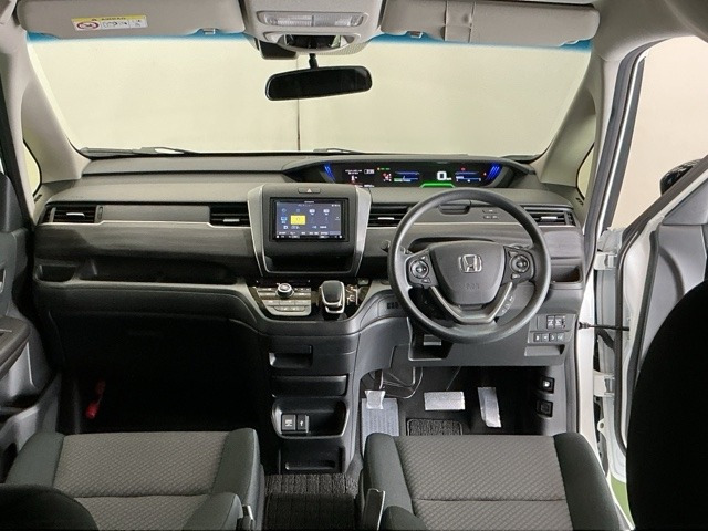 フリード1.5 ハイブリッド G