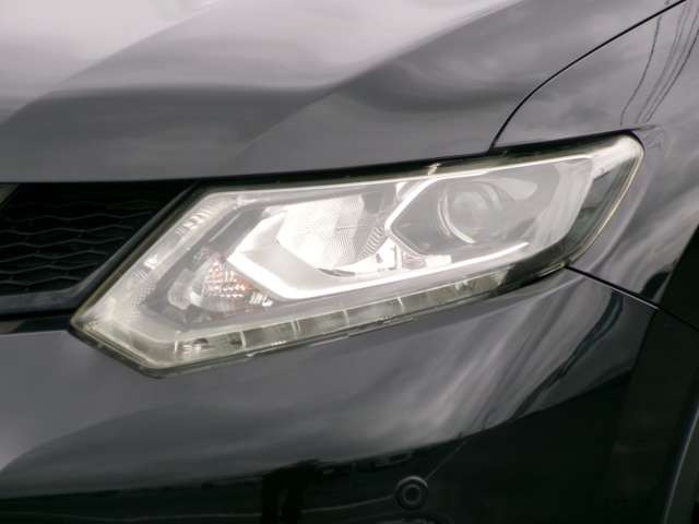 エクストレイル2.0 20X ブラックエクストリーマーX エマージェンシーブレーキパッケージ 4WD