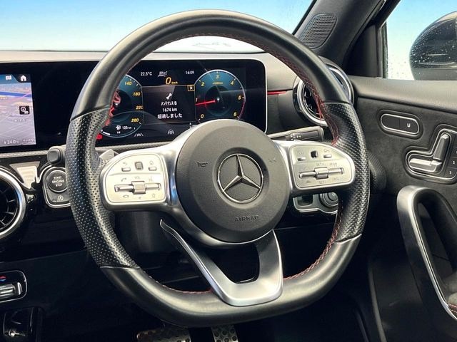 ���n���h�����̃X�������Ȃ��A���ꂢ�ȏ�Ԃ��ێ����Ă���܂��B�e�X�C�b�`���̓�����m�F�ς݂ł��B