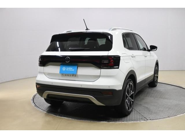 T-CrossTSI 1st プラス