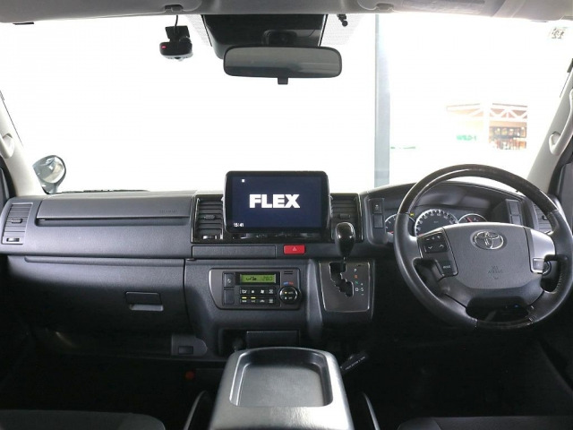 ハイエースバン2.8 スーパーGL ダークプライム ロング ディーゼル 4WD