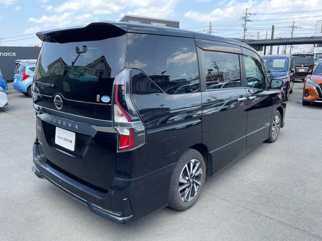 セレナ2.0 ハイウェイスターV