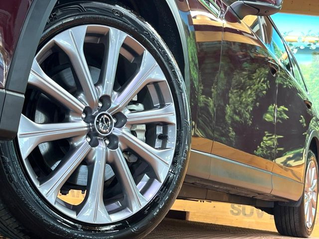 �y����20�C���`�A���~�z�C�[���z�O�ςɃ}�b�`���������A���~�z�C�[���𑕒����Ă���܂��B�e��ЊO�A���~�z�C�[����A�X�^�b�h���X�^�C�����戵�����Ă���܂��B���񂲑��k����������