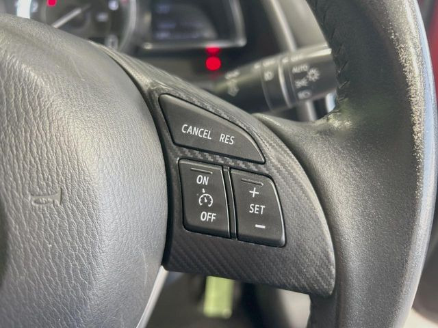 �y�N���[�Y�R���g���[���z�������H�����N���N���s�B�A�N�Z���𗣂��Ă���葬�x�ő��s���ł��A�������^�]���̕��S���y��!�����E�������ȒP�ȃX�C�b�`����Œ����ł��܂��B