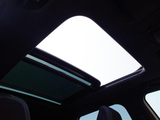 3008GT ハイブリッド4 4WD