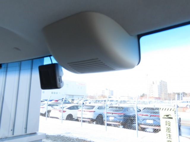 N-BOXG L ホンダセンシング 4WD