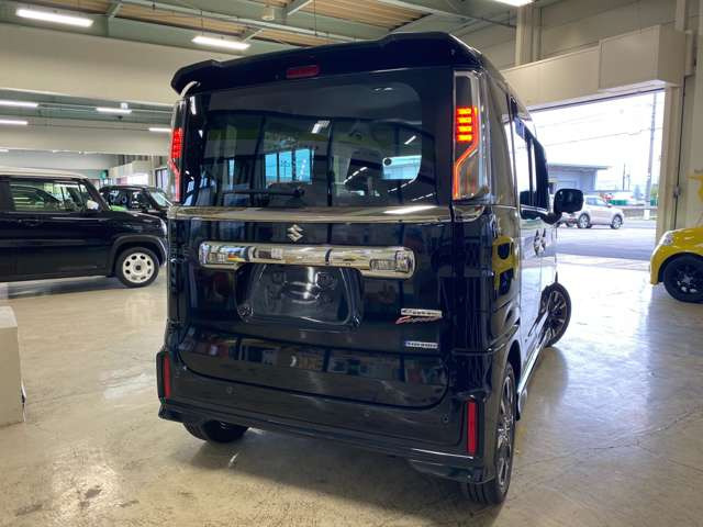 スペーシアカスタムハイブリッド(HYBRID)  XS