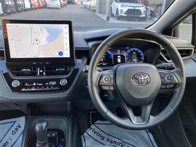 カローラツーリング1.8 ハイブリッド W×B